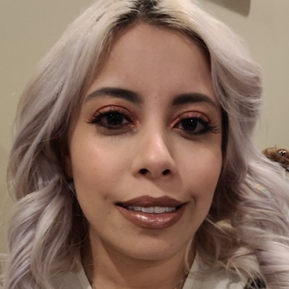 Meet your Posher, Jazmine